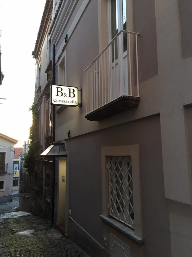 B&B Cerasarella 비보발렌티아 외부 사진
